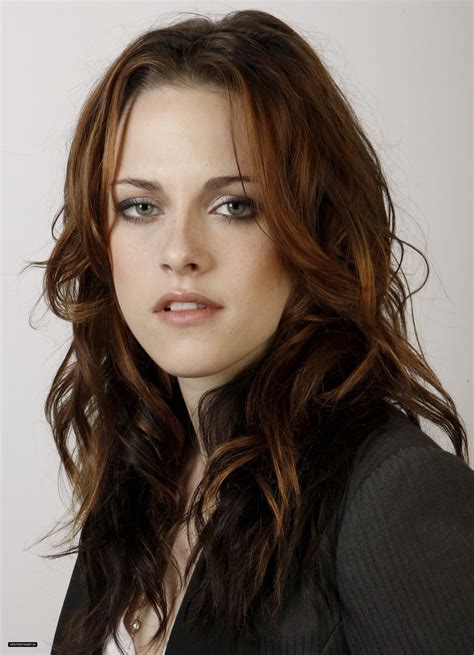 KRISTEN STEWART (@kristencstewart) .